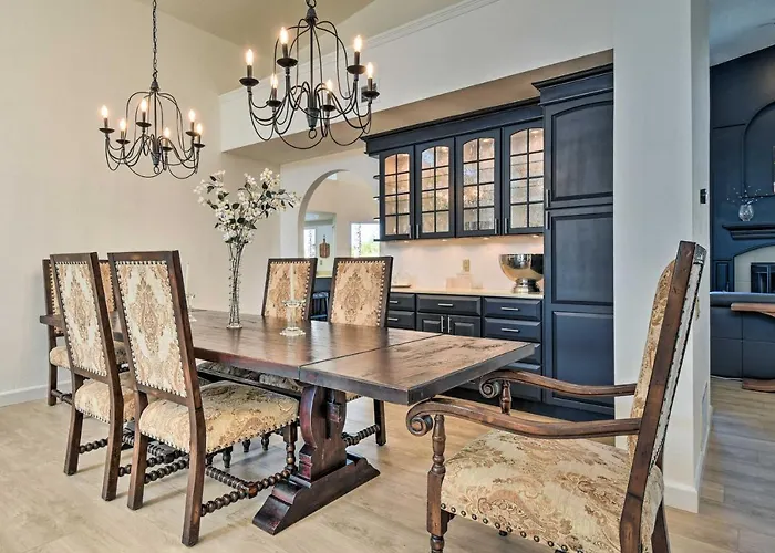 Holiday home Heated Saltwater Pool: Group Getaway In Scottsdale